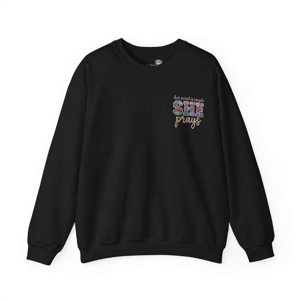 Her Secret Is Simple She Prays Sweatshirt - Print